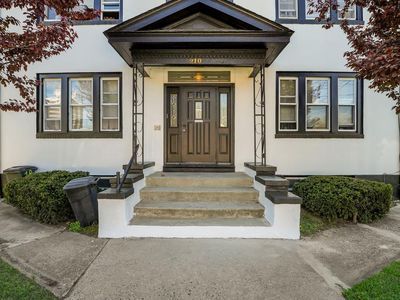 210 Pond St