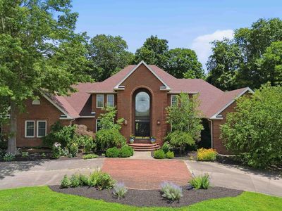425 Woodside Dr