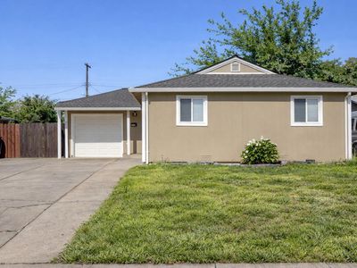 5741 San Vincente Way