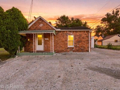 Property at 21651 Jacksonville St, Farmington Hills, MI