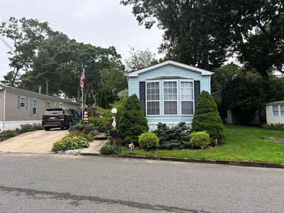 1661 Old Country Road #189
