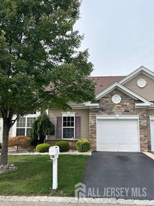 35 Timber Hill Dr