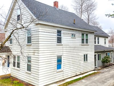 83 Pleasant Street