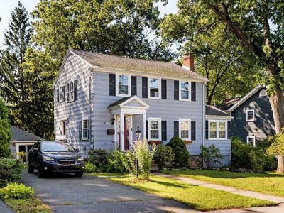 26 Elmwood Ave