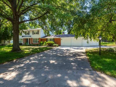 5079 Coachman Rd