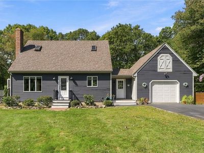 10 Erin Dr