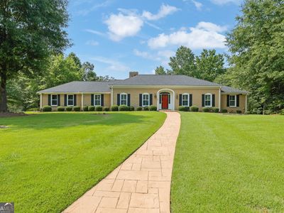 3244 Beechwood Dr SE