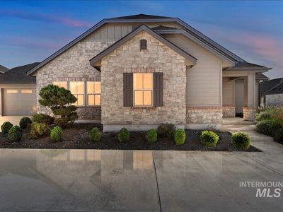 4132 E Silverking Ln