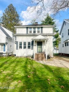 3704 Almeda Dr