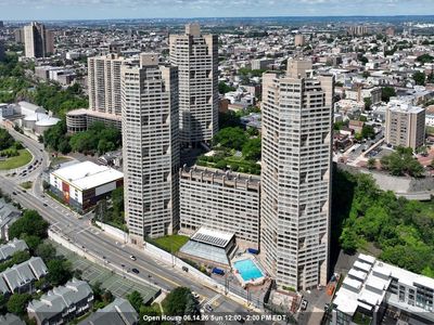 7004 Boulevard East Unit 1-B