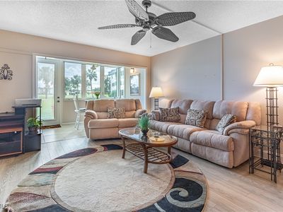 1828 Pine Valley Dr APT 110