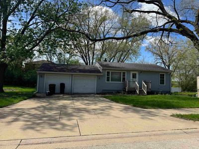 6985 Hiatt Dr