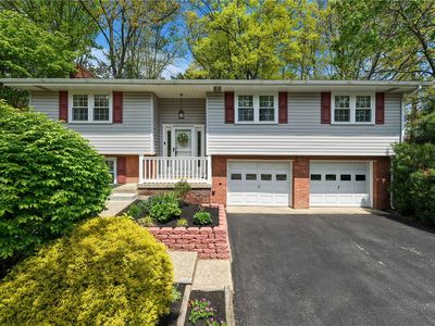 3008 McClellan Dr