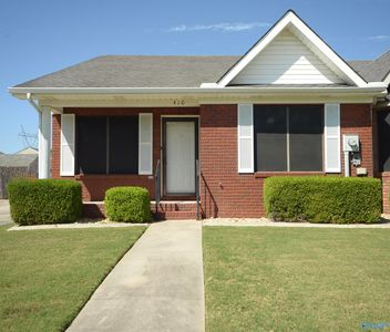 410 Springview St SW