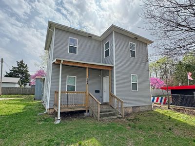 924 W College Street