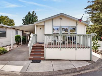 Property at 5710 Esquire Dr, Sacramento, CA
