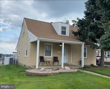 54 Fairview Ave