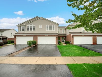 Property at 923 Fieldside Dr, Matteson, IL