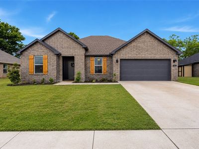252 N Yona Ln