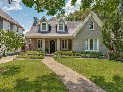 3605 Potomac Ave