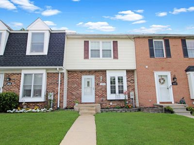 2833 Meredith Ct