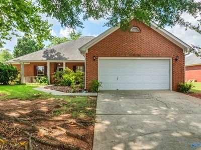 123 Long Bow Dr