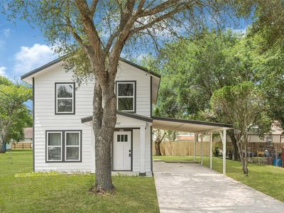 Property at 507 E 3rd St, El Campo, TX