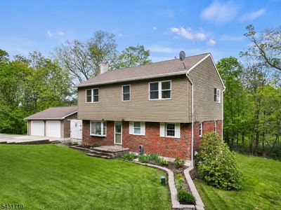 Property at 421 Glen Ridge Rd, Highland Lakes, NJ