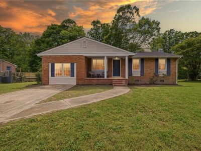 3661 Deerfield Dr