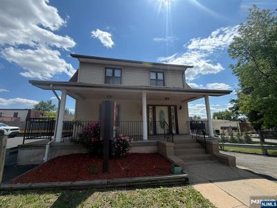 17 Winant Ave
