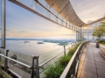 50 West St #43A