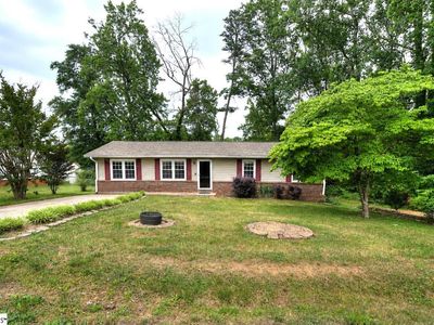 216 Pinefield Dr
