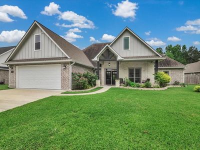 111 Rustic Pines Dr
