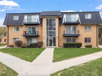 4929 W 109th St APT 302
