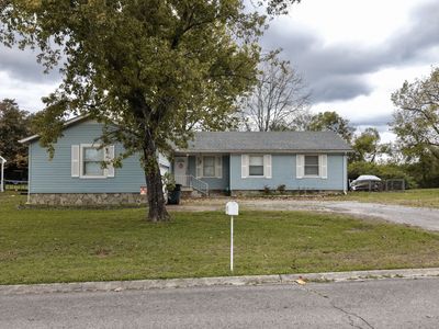 816 Oak Leaf Dr