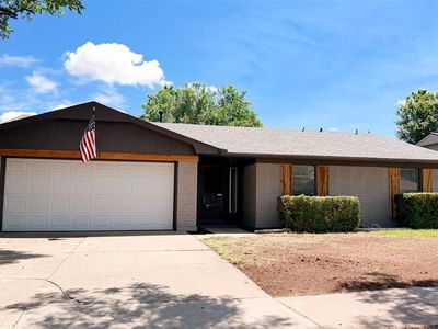 1611 NW 81st St