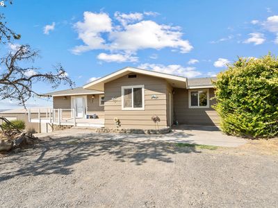 30335 Joy Ln
