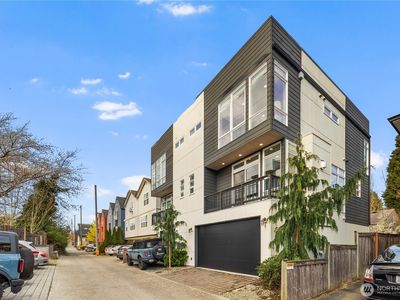 6019 Fauntleroy Way SW UNIT B