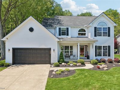 Property at 1250 Orchard Glen Dr, Amherst, OH