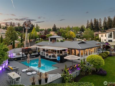 9609 SE Evergreen Highway