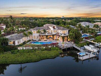 103 Quayside Dr