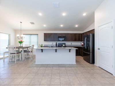 738 W Jardin Drive