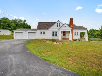 104 Pond Springs Rd