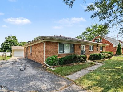 5964 Merle St