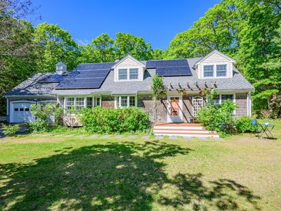 27 Two Ponds Road
