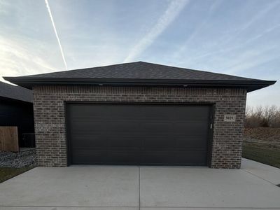 5029 N Fairmount Ave