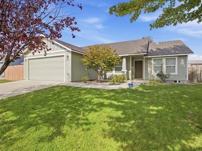 5202 Spirea Dr