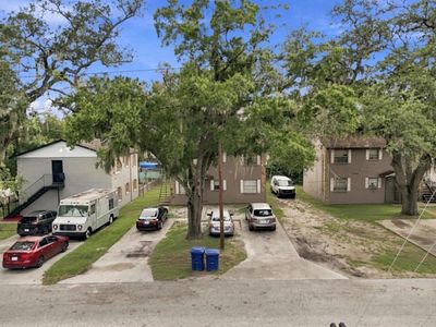 8602-8606 N 14TH STREET