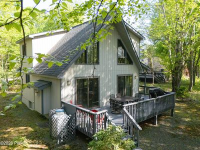 Property at 18 Highpoint Dr, Lake Ariel, PA