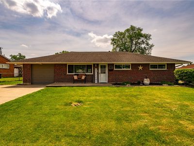 2190 Renshaw Ave